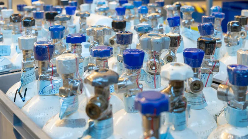 Gasflaschen für den Hausgebrauch in Nahaufnahme